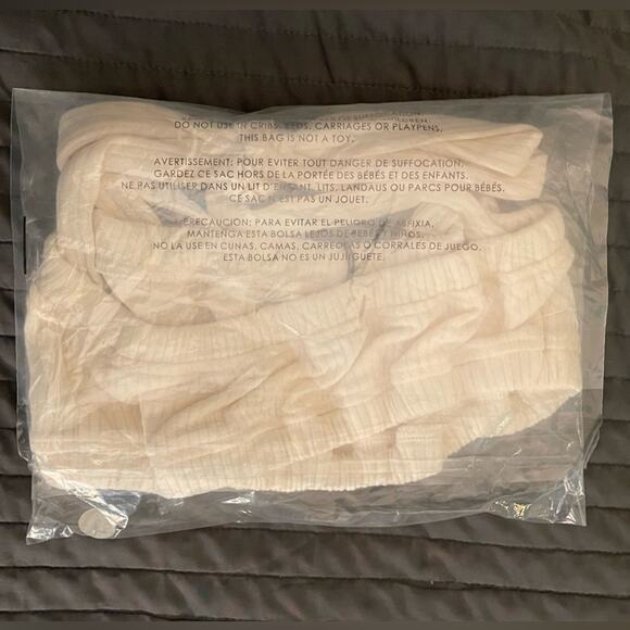 WeWoreWhat Halter Bandeau Cris Cross Crop Top Ivory White Tie Bra M NWT Revolve - Picture 4 of 7